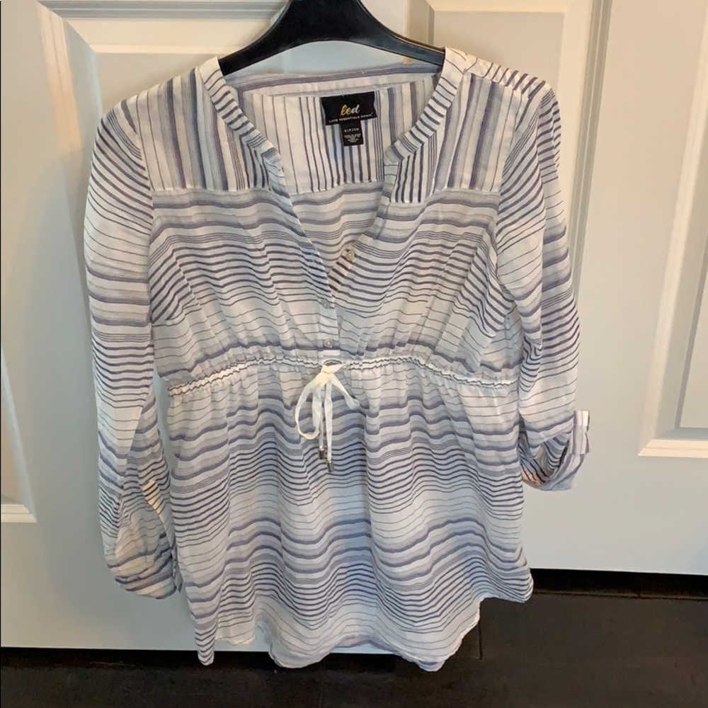 Lightweight denim/white striped maternity shirt